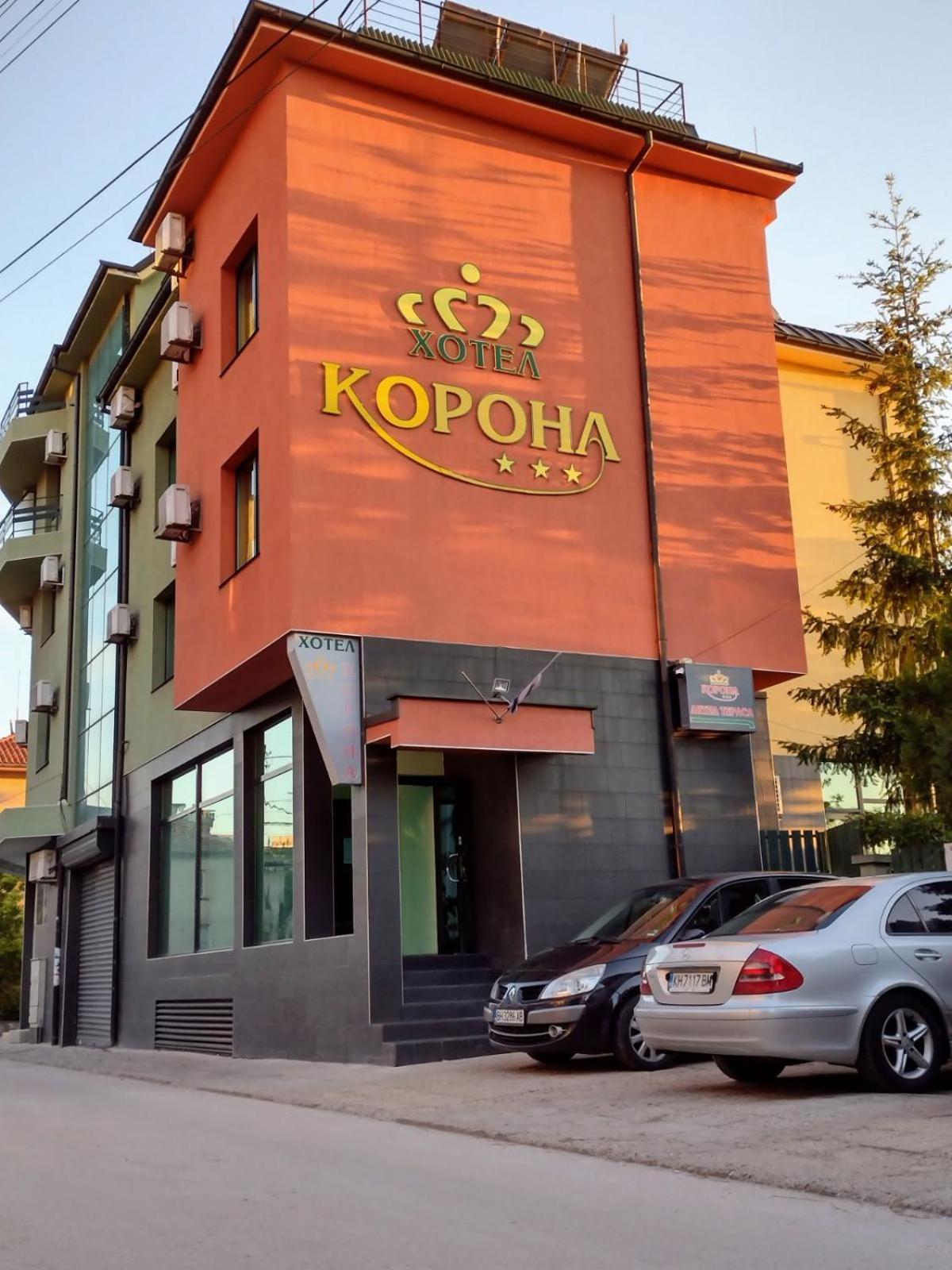 Korona Hotel Yukarı Cuma Dış mekan fotoğraf